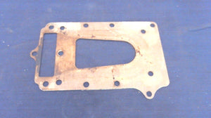 Champion Blue Ribbon Motor Base Spacer 2K 1948-52 4.2hp - Used (DB2)