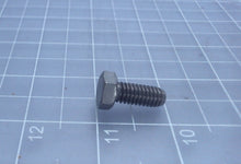Johnson Evinrude OMC 552952 Screw