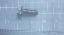 Volvo Penta 945767-2 Screw