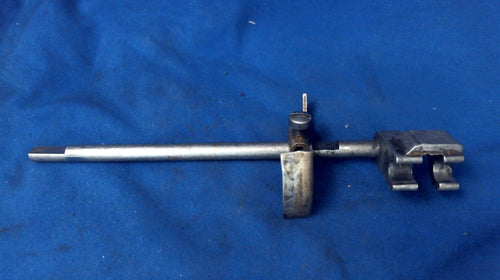 Johnson 375704 Control Shift And Lever Assy 1952-53 5hp - Used (CD5)