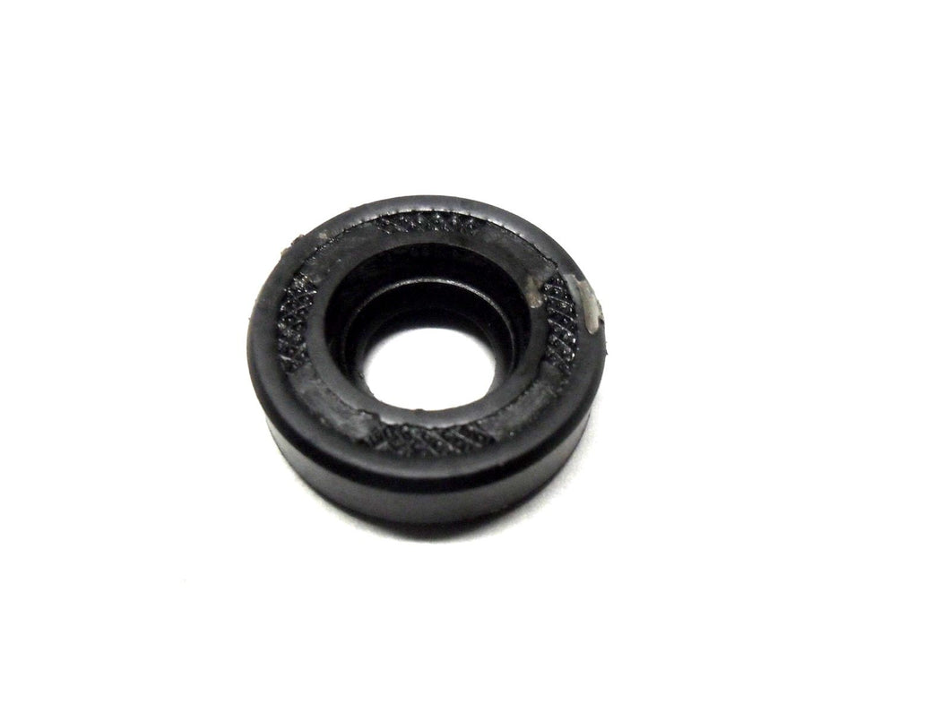 Suzuki 09282-10010 Upper Driveshaft Oil Seal - Used
