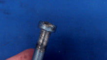 Yamaha 682-43611-01-00 Tilt Lock Shaft 99080-05600-00 Circlip - Used