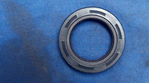 Suzuki 09283-25070 Oil Seal