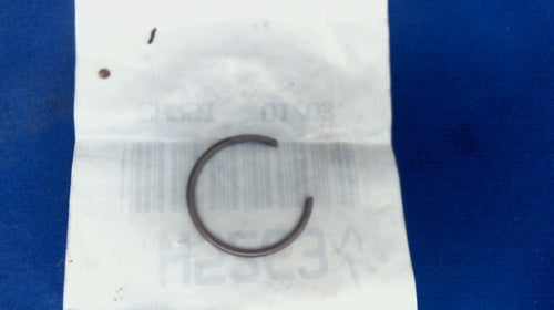 Wiseco W5263 Wrist Pin Retainer (Replaces OMC 317831)