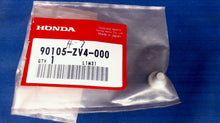 Honda 90105-ZV4-000 Bolt