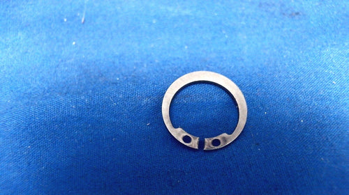 Suzuki 09380-12001 Circlip