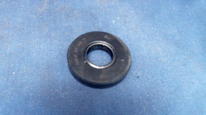 Suzuki 09283-17002 Oil Seal