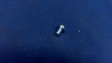 Yamaha/Mariner 10-82499M Screw