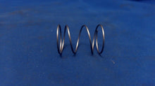 Suzuki 15182-68011 Spring