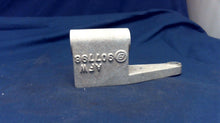 Johnson Evinrude OMC 907798 Bracket (GLM)