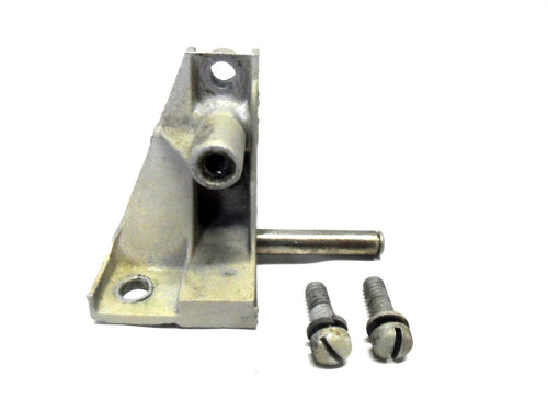 Evinrude Fleetwin 4434 202577 Crankcase Mounting Bracket 1950 7.5HP - Used