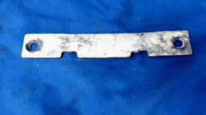 Nissan 3B2-62118-0 Bracket Distance Plate - Used
