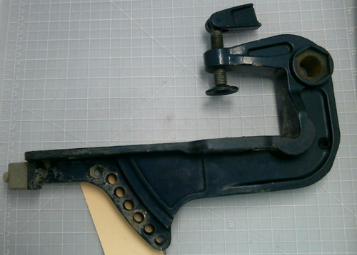 Nissan 3C862-1130M 3C8621130 Left Stern Bracket 3C862-1000M Clamp Screw - Used