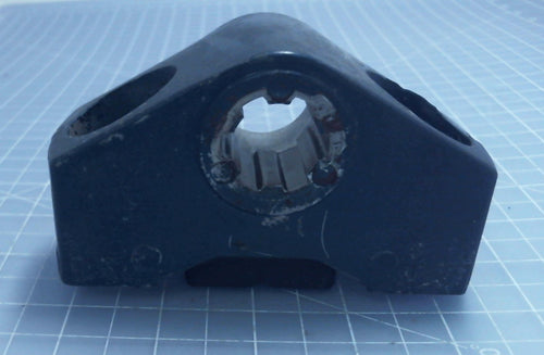 Nissan 3C861-4110M Mounting Bracket 3C861-3360M Rubber Damper- Used