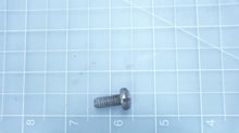 Johnson Evinrude OMC 310539 Screw, Retainer - Used