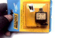 Seachoice 13131 Circuit Breaker - Push to Reset 15 AMP