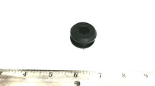 Yamaha 90480-22M15-00 Grommet – Used