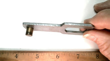 Yamaha EL8-48271-00-00 Shift Arm - Used