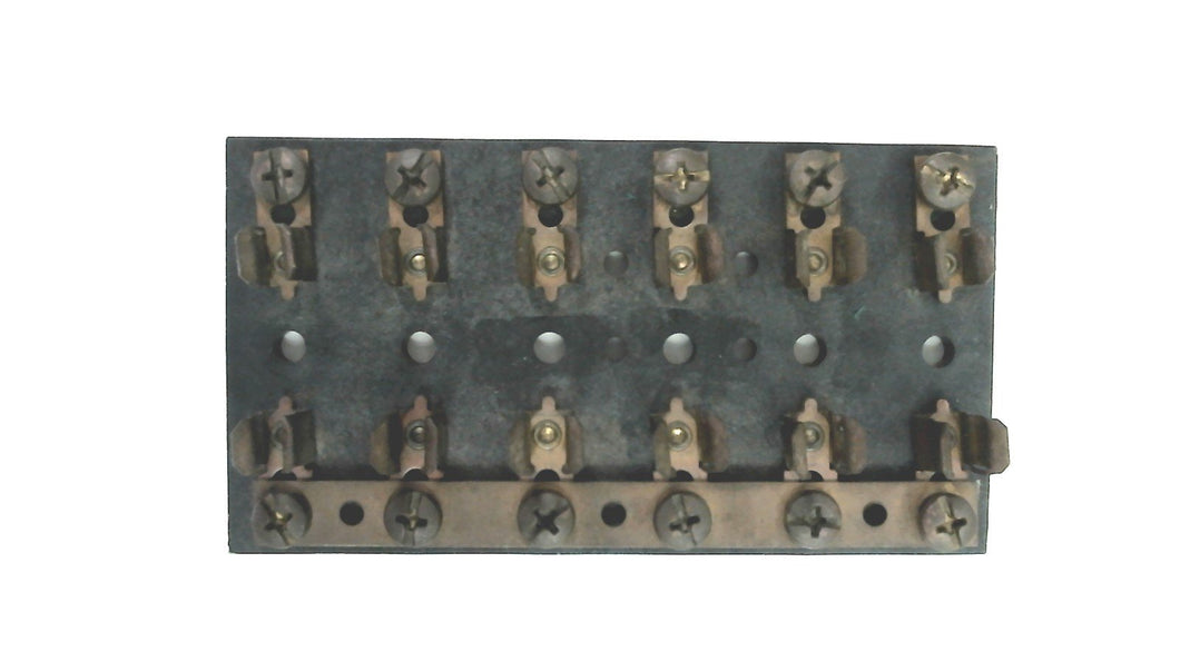 Fuse/Terminal Block - 12 Gang - Used