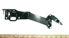 Mercury 824010 2 Bracket 824016 Latch - Used