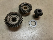 Johnson Evinrude OMC 376720 Pinion, Gears & Bushing Assembly